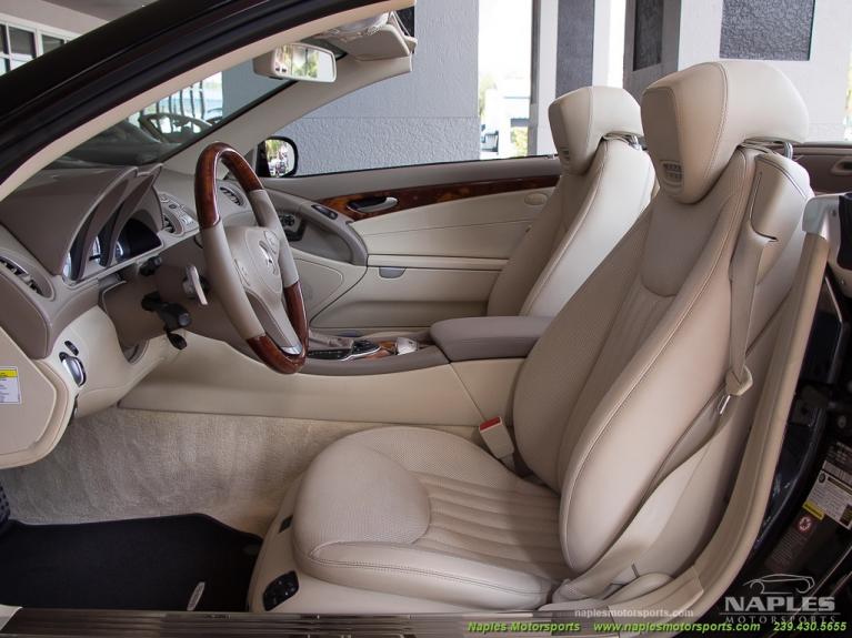 Used 2009 Mercedes-Benz SL-Class SL 550 for sale Sold at Naples Motorsports Inc - Morgan of Naples in Naples FL 34104 2
