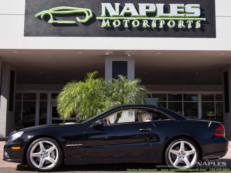 Used 2009 Mercedes-Benz SL-Class SL 550 for sale Sold at Naples Motorsports Inc - Morgan of Naples in Naples FL 34104 4